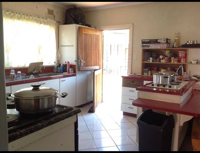 4 BEDROOM HOUSE FOR SALE IN WOODLANDS